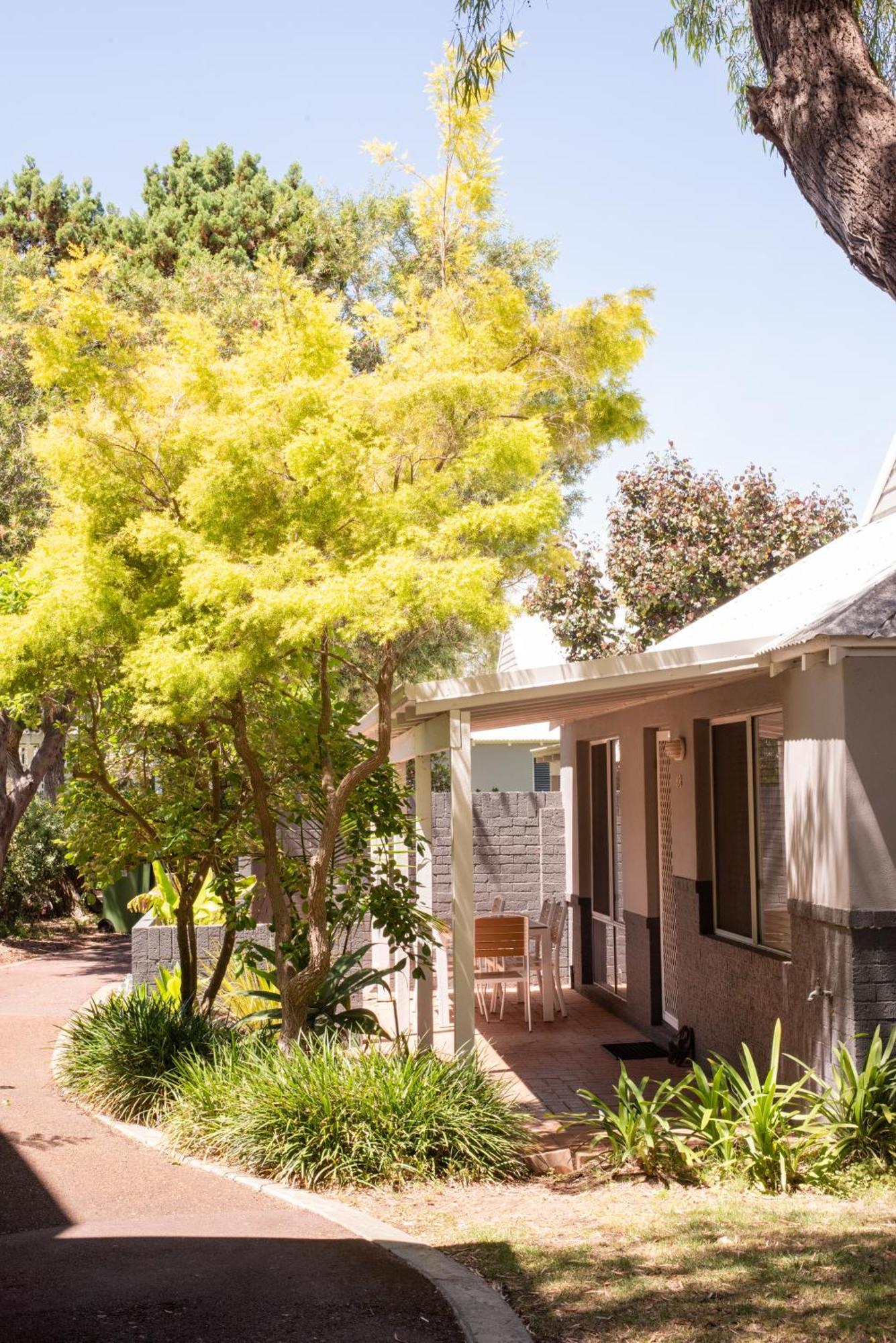 Broadwater Resort Wa Tourism Awards 2024 Gold Winner バッセルトン エクステリア 写真
