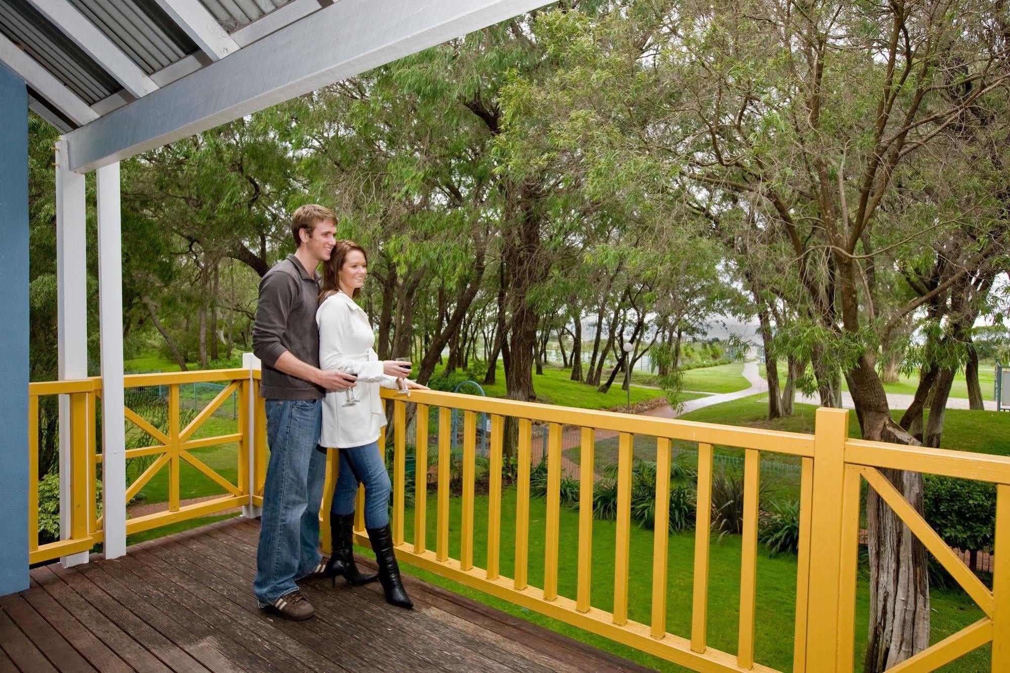 Broadwater Resort Wa Tourism Awards 2024 Gold Winner バッセルトン エクステリア 写真