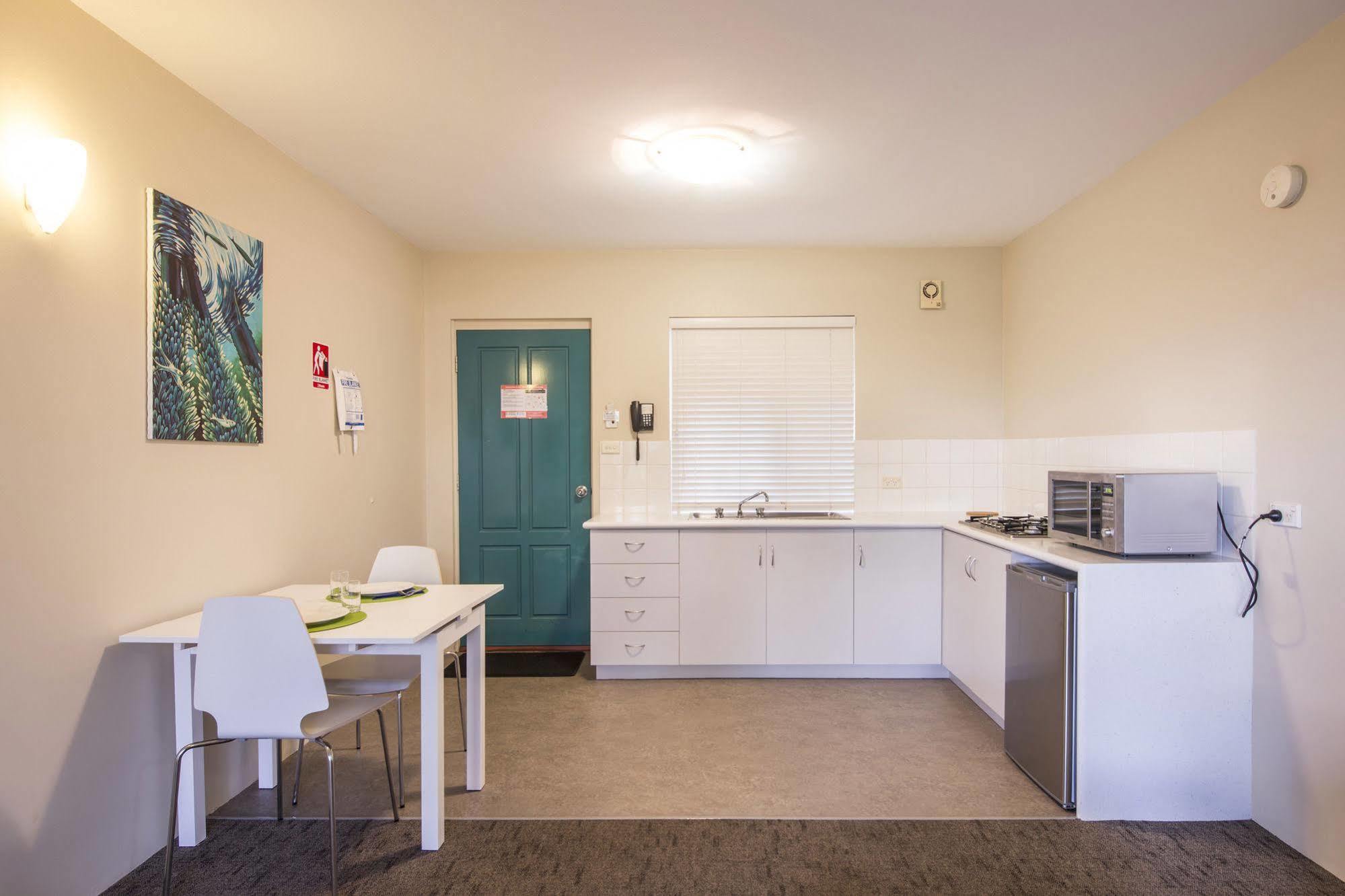 Broadwater Resort Wa Tourism Awards 2024 Gold Winner バッセルトン エクステリア 写真