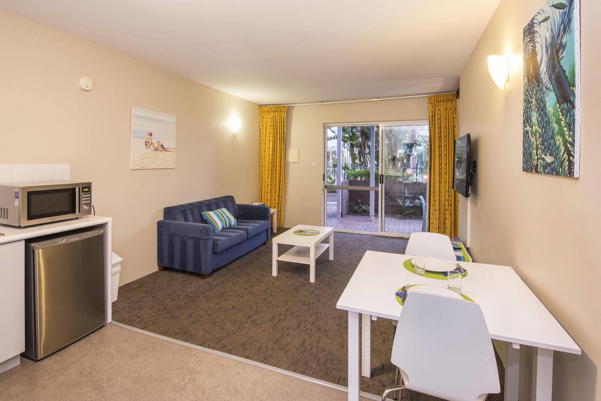 Broadwater Resort Wa Tourism Awards 2024 Gold Winner バッセルトン エクステリア 写真