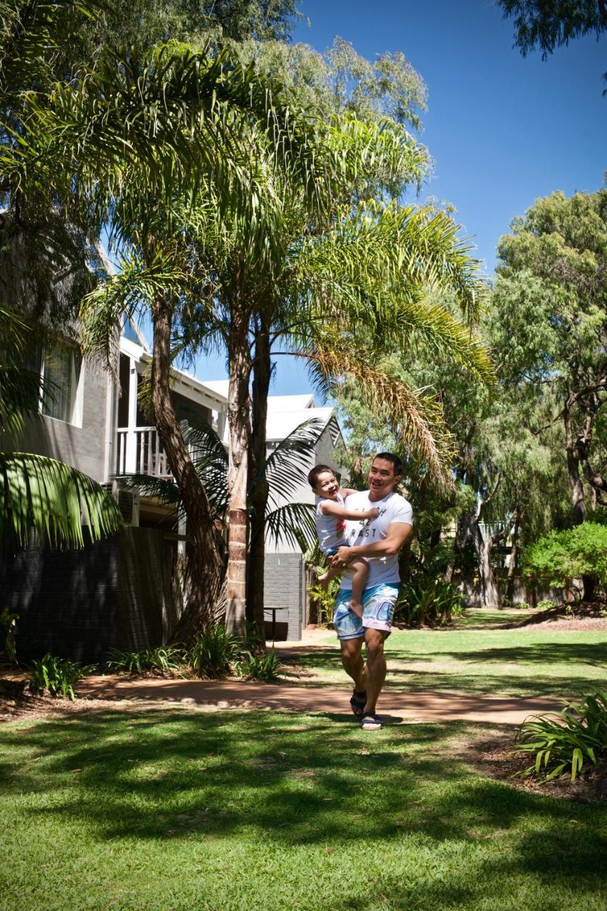 Broadwater Resort Wa Tourism Awards 2024 Gold Winner バッセルトン エクステリア 写真
